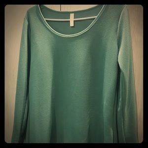 Lularoe Lynnae Long Sleeve Top Green Size Large